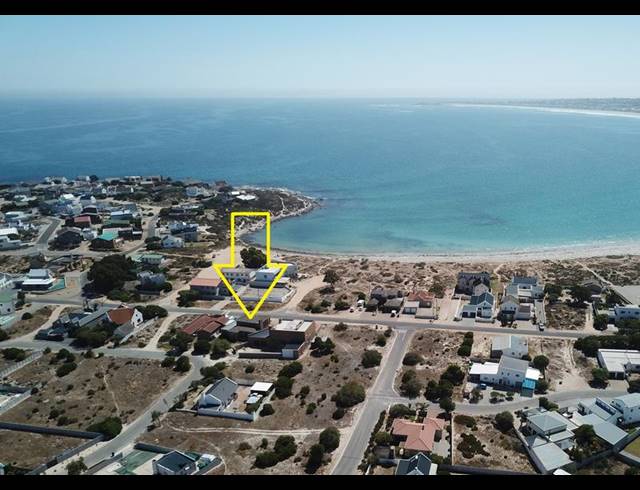 4 BEDROOM HOUSE FOR SALE IN BRITANNIA BAY